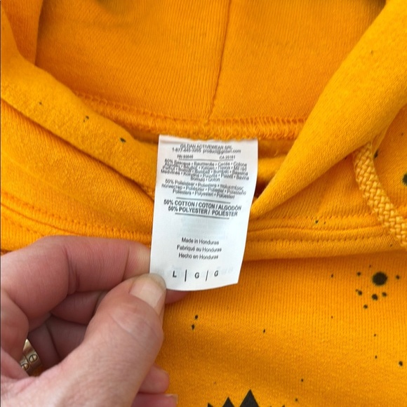 Yellow King Saladeen Bear Season Graphic Hoodie | L - Picture 4 of 9